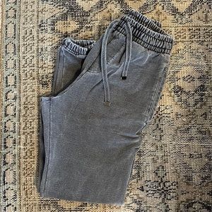 Talentless men’s small sweats